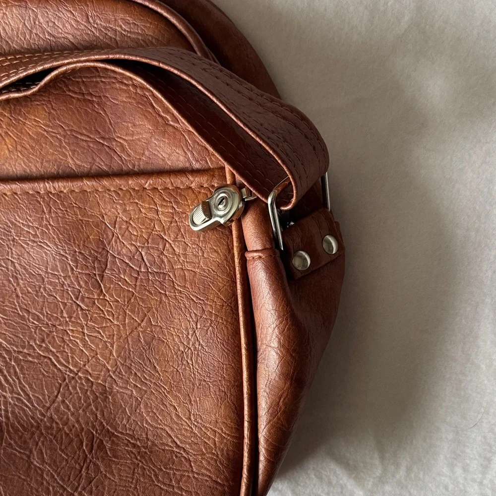Vintage Samsonite Men’s Tan-Brown Messenger Crossbody Bag